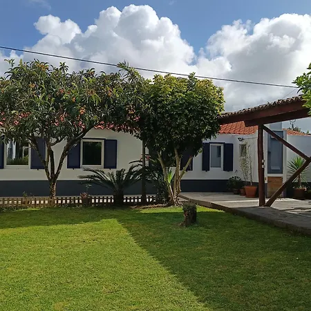 Casa Azores Zen Feriehus *